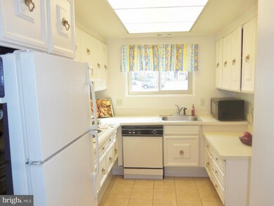 3568 Chiswick Ct, Silver Spring, MD 20906 - photo 5