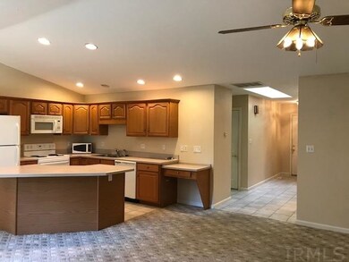 5679 Maple Ln, Newburgh, IN 47630 - photo 4