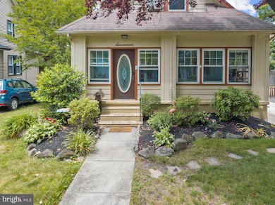 17 E Palmer Ave, Collingswood, NJ 08108 - photo 4