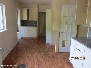 2452 Bayview Rd, Jacksonville, FL 32210 - photo 7