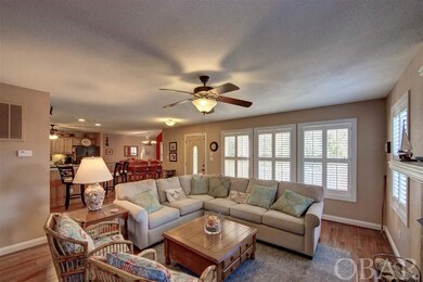 902 W 3rd St, Kill Devil Hills, NC 27948 - photo 3