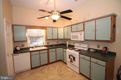 136 Tyler Dr, New Market, VA 22844 - photo 4