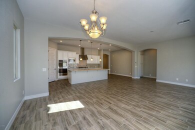 006_Living - Kitchen