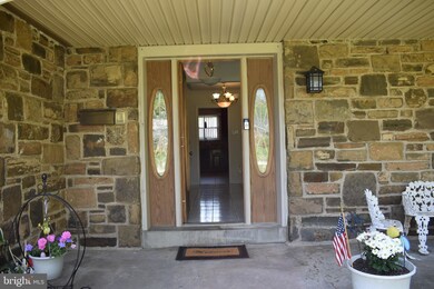 7834 Deer Run Rd, Glenside, PA 19038 - photo 2