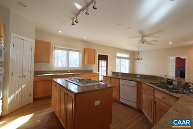 245 Terrell Rd W, Charlottesville, VA 22901 - photo 6