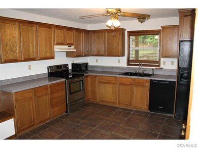 Lots of cabinet space.