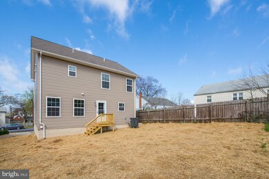 5225 56th Ave, Riverdale, MD 20737 - photo 4