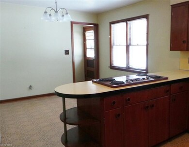 Large eat in kitchen , dinning area