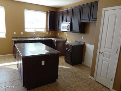 023-348589 - Kitchen