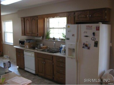 139 Arlington Dr, Granite City, IL 62040 - photo 6