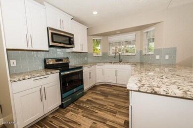 3225 N Sean-4