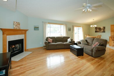 1008 Comstock Ct-104