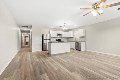 4123 W 57th St unit B, Tulsa, OK 74107 - photo 4