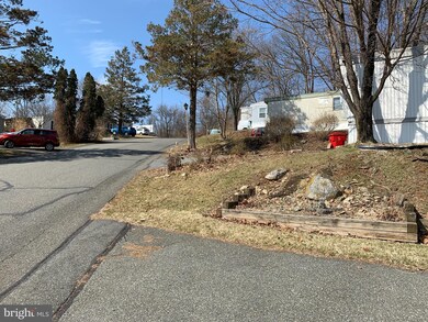 241 Liberty Cir, Hereford, PA 18056 - photo 4