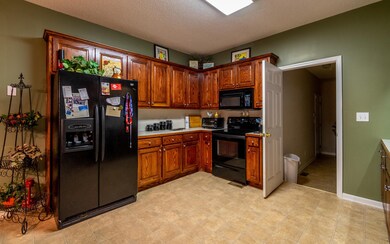 136 Hunters Trail SE, Calhoun, GA 30701 - photo 5