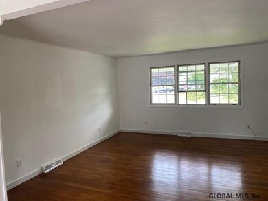 1 Glenview Dr, Schenectady, NY 12302 - photo 5