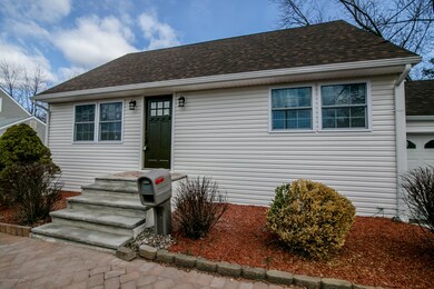 213 POE SOMERSET ERICA H-