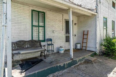 1213 W 7th St, Davenport, IA 52802 - photo 3