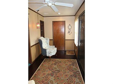 Entry/Foyer. Wood flooring