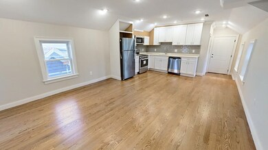 76 Cross St unit 3, Somerville, MA 02145 - photo 3