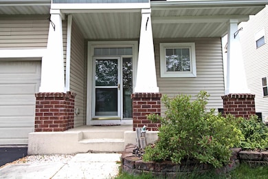 1782 Switchgrass Cir, Shakopee, MN 55379 - photo 3