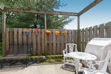 2 Alameda Ct, Eatontown, NJ 07724 - photo 7