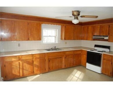 30 Snow Rd unit 2, West Brookfield, MA 01585 - photo 3