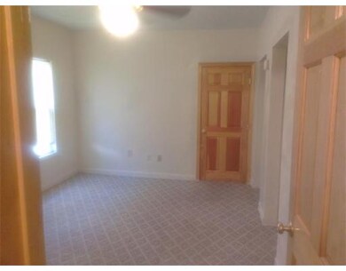 134 6th St unit 2, Lowell, MA 01850 - photo 7