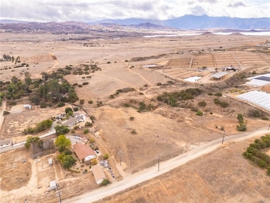 0 Winters Ln unit DW25187941, Riverside, CA - photo 5