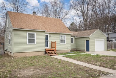 2-web-or-mls-147 Fontenelle-2