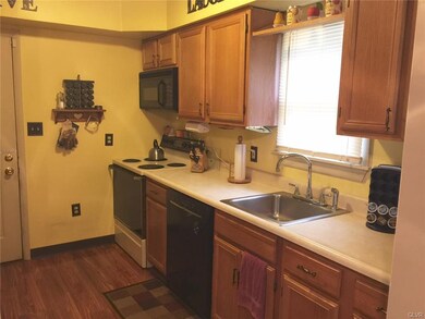 406 W Mountain Rd, Allentown, PA 18103 - photo 5