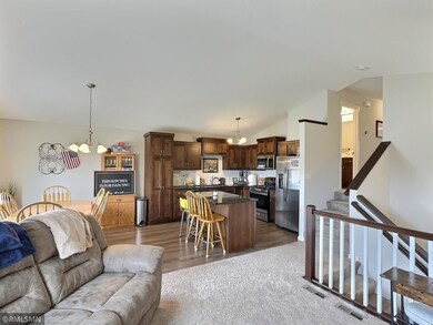 8593 Gateway Cir, Monticello, MN 55362 - photo 6