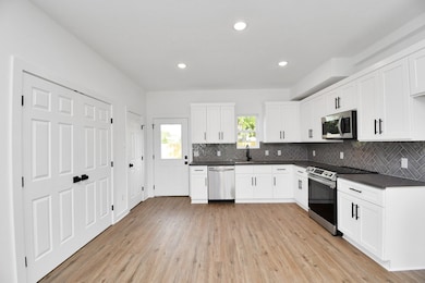 8418 Observatory St, Houston, TX 77088 - photo 7