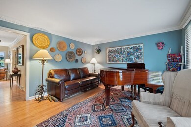 101 The Oaks, Pittsburgh, PA 15215 - photo 4