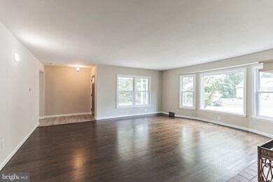 121 Trout Ave, Clementon, NJ 08021 - photo 5