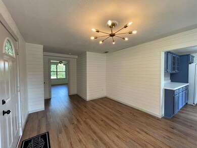 5575 Fleming Dr, Crestview, FL 32539 - photo 2