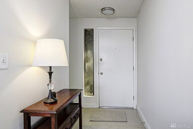 3218 80th Ave SE unit 418, Mercer Island, WA 98040 - photo 4