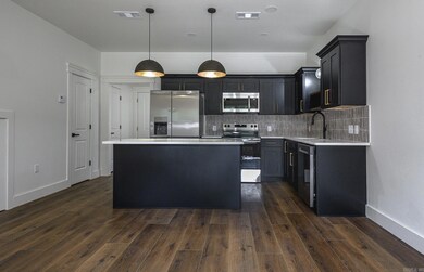 918 S Reine St, Mena, AR 71953 - photo 4