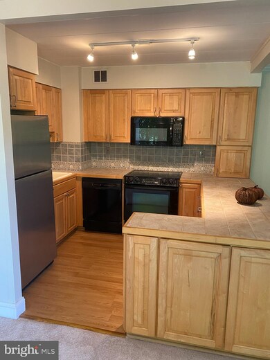 Rockford Park Condominium unit A106, Wilmington, DE 19806 - photo 5