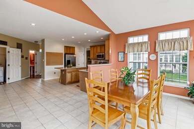 5641 Compton Ln, Sykesville, MD 21784 - photo 4