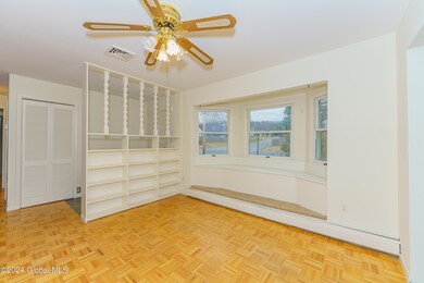 2 Diningroom 4