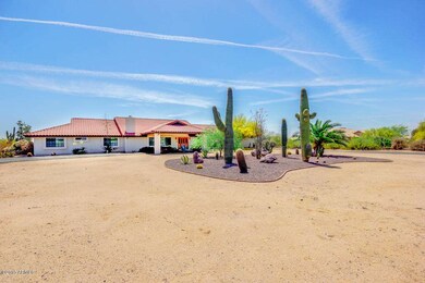 10155 E Fenimore Rd, Mesa, AZ 85207 - photo 2