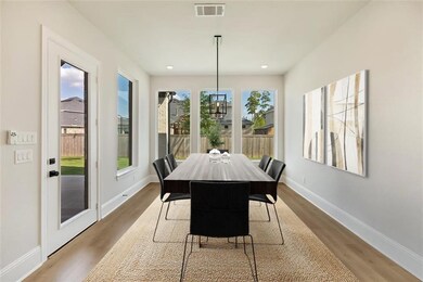 VirtualStaging10521LakePalmettoDiningAFter
