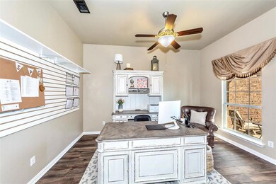 729 Saddle Ridge Trail, Weatherford, TX 76087 - photo 6