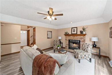 341 Buckeye Dr, Sheffield Lake, OH 44054 - photo 3