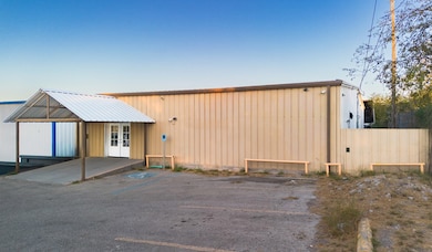 891 Florence St, Eagle Pass, TX 78852 - photo 3