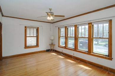 Note the beautiful crown and baseboard.