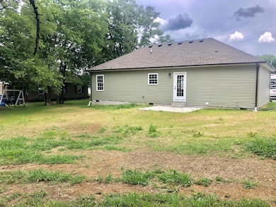 117 E Highland Ave, Shelbyville, TN 37160 - photo 4