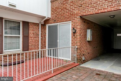 465 W Caracas Ave, Hershey, PA 17033 - photo 4