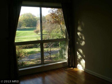 11546 Links Dr, Reston, VA 20190 - photo 6